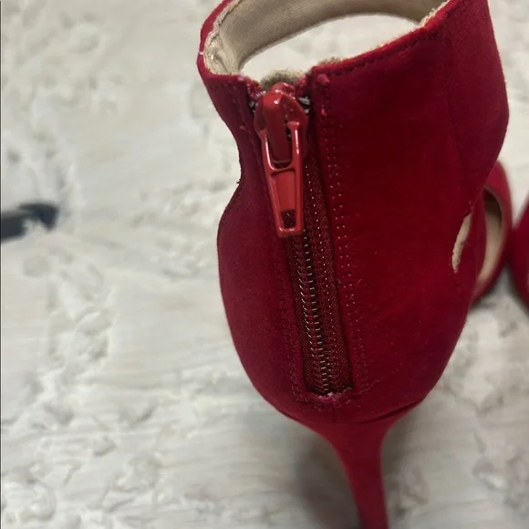 Christian Siriano Red Strappy Heels - Picture 10 of 14
